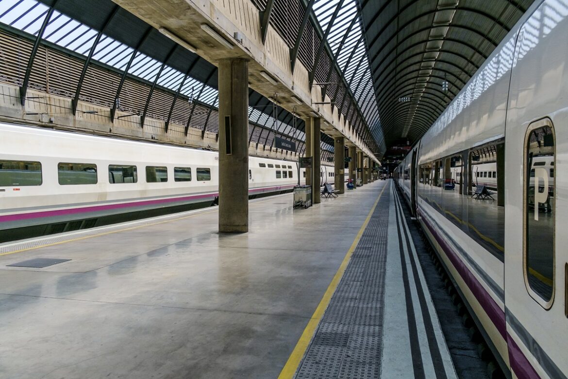 cercanias-trein, cercanias-train, gratis openbaar vervoer in spanje, free public transport in spain,