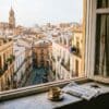 Van Marbella naar Málaga: wonen langs de stedelijke as van de Costa del Sol