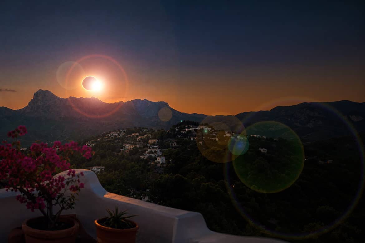 Eclipse Request Costa Blanca Radio