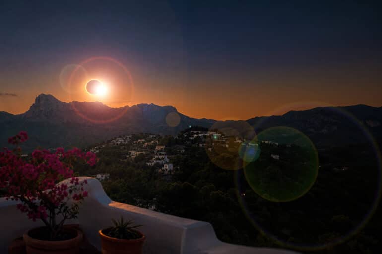 Eclipse Request Costa Blanca Radio